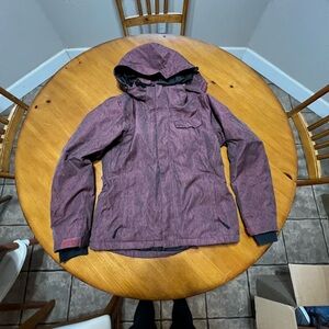 Pulse Women's Ski / Snow Jacket in Maroon